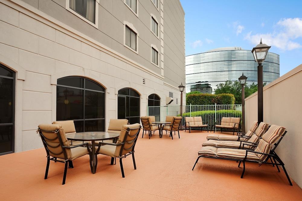 Embassy Suites By Hilton Houston Near The Galleria מראה חיצוני תמונה